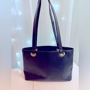 Authentic Gucci Black Leather Shoulder Bag